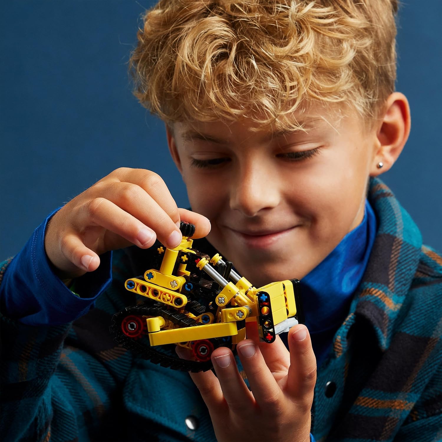 LEGO Technic Heavy-Duty Bulldozer 42163 - Construction Vehicle Toy for Kids 7+ 6