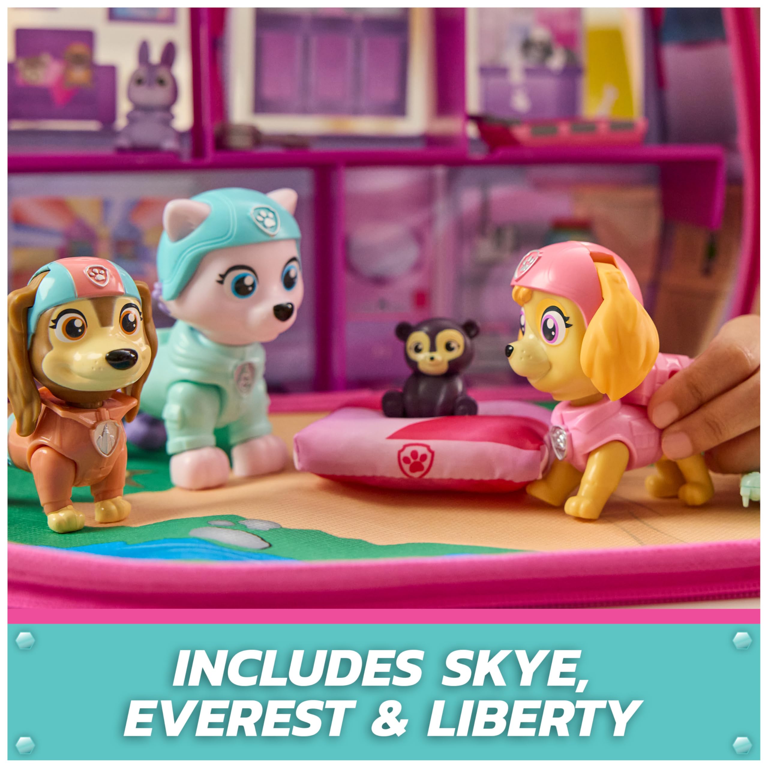 PAW Patrol Skye's World Pupcation Rescue Set - Playset with Skye, Everest, Liberty & Animal Figures 8