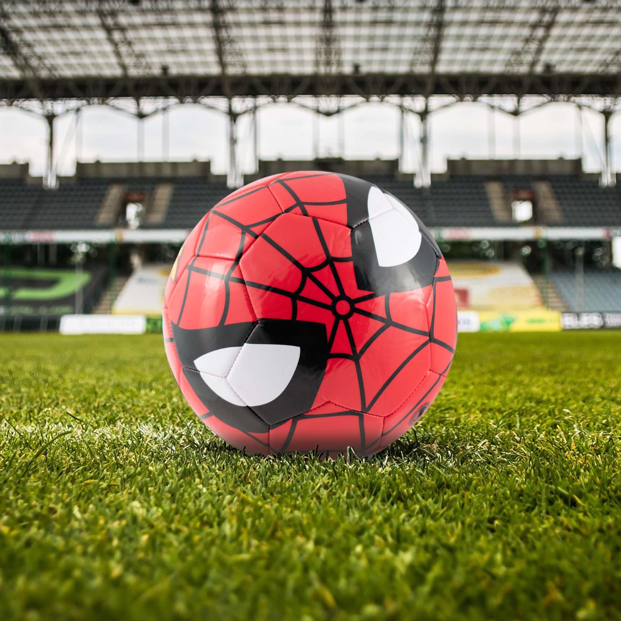 Hy-Pro Spiderman Size 5 Football - Marvel Design | Outdoor Play & Practice | PVC 2