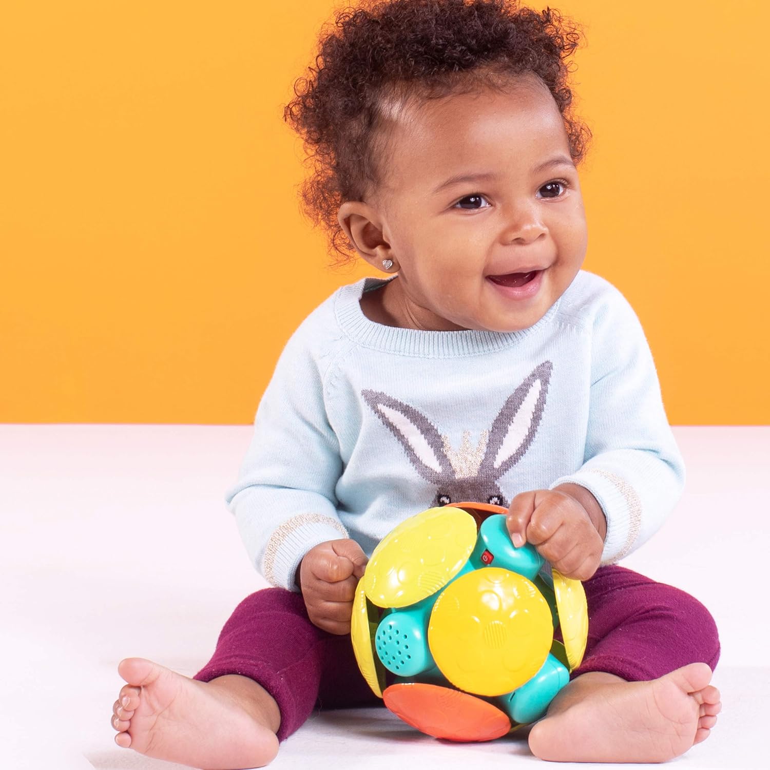 Bright Starts Wobble Bobble Ball - Interactive Chase Toy for Babies 12
