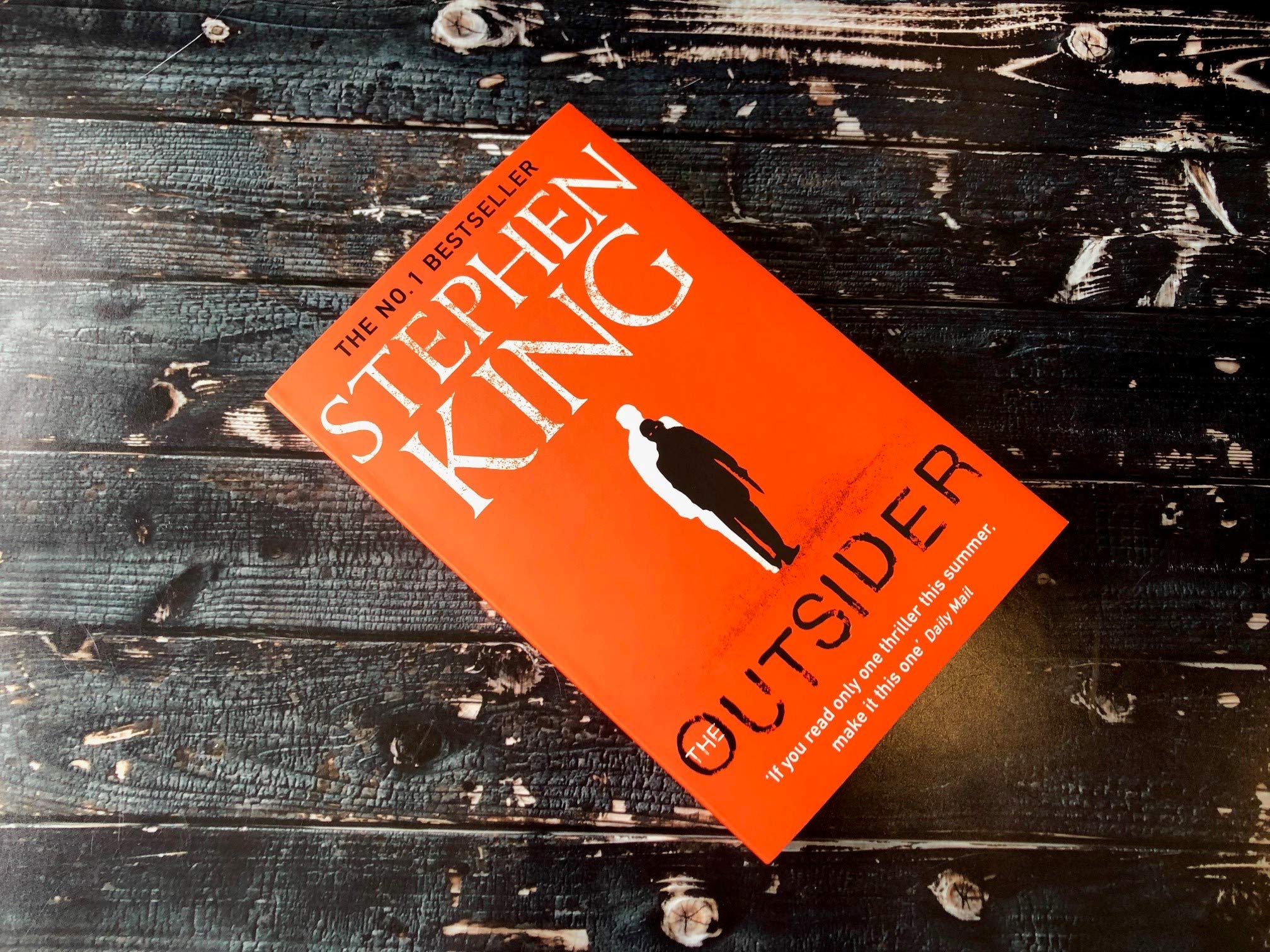 Hodder The Outsider - Stephen King Crime & Mystery Paperback | No.1 Sunday Times Bestseller