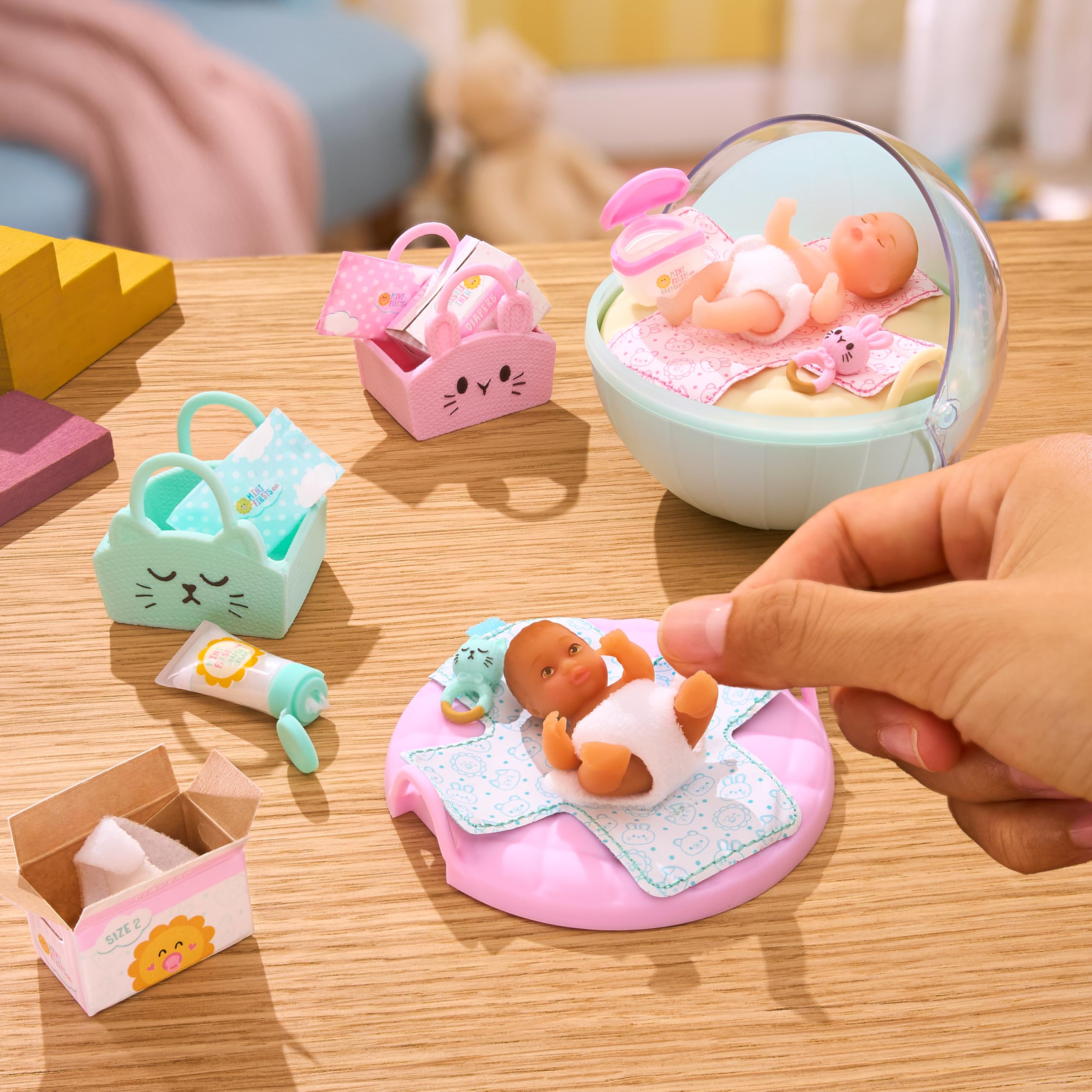 MGA's Miniverse Make It Mini Real Baby Nurture 2 Pack - Collectible Miniatures for Ages 3+