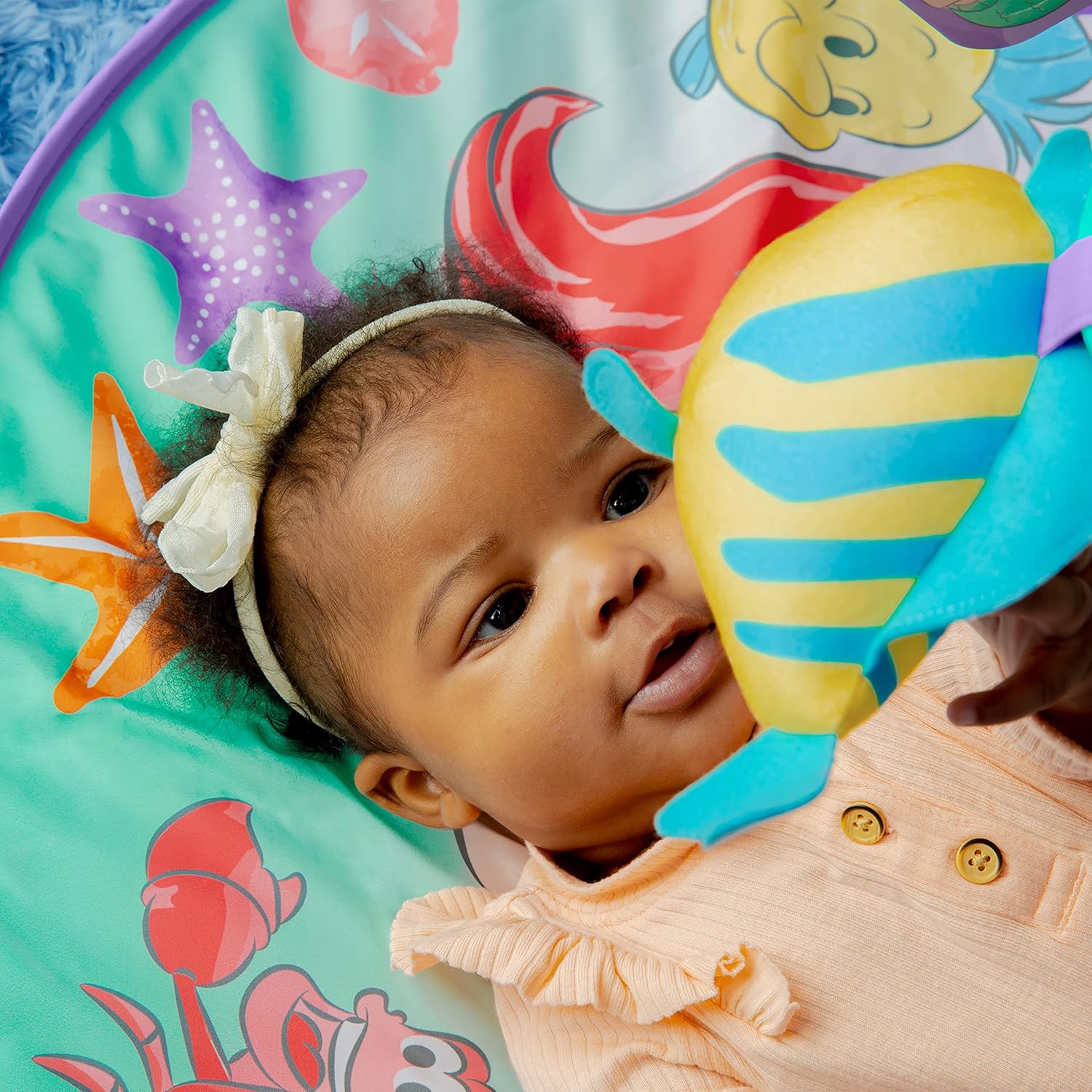 Bright Starts Disney Baby The Little Mermaid Twinkle Trove Light-Up Musical Gym 13